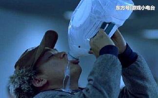 黄渤吃面包花絮,美食诱惑下的喜剧瞬间